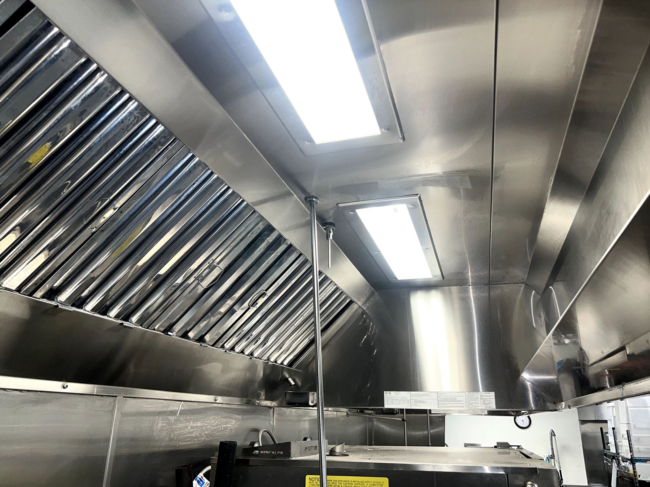 commercial kitchen cleaned<br />
